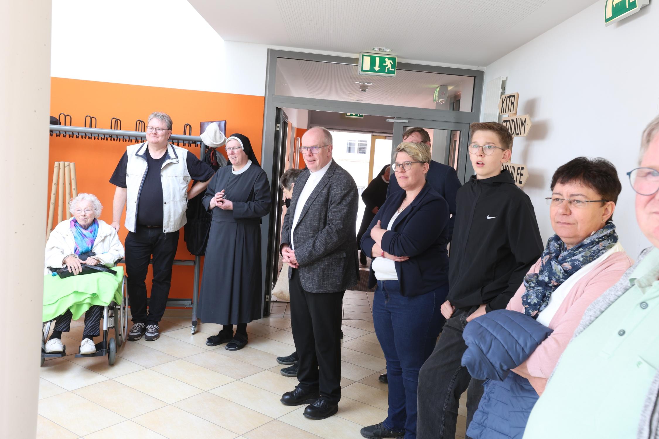 Mittagessen mit Weihbischof Wübbe